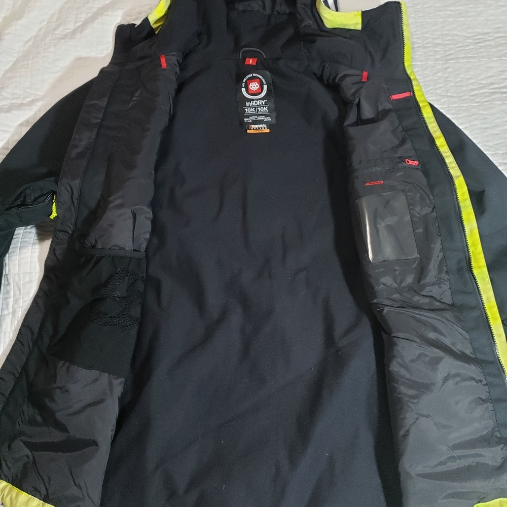 Lg 686 never used very nice jacket